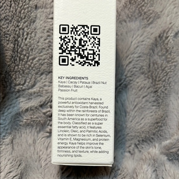 Costa Brazil Sunlight Body Oil - Picture 4 of 5